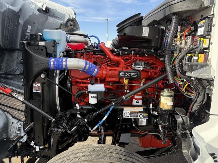 2027 Peterbilt 567 — photo 7