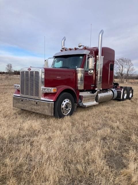 2027 Peterbilt 589 — photo 4