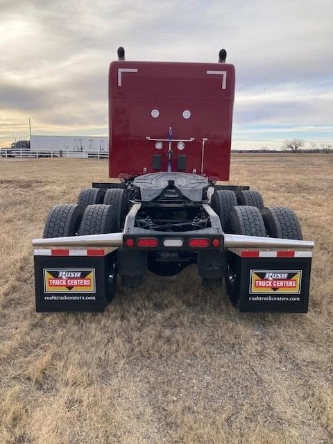 2027 Peterbilt 589 — photo 7