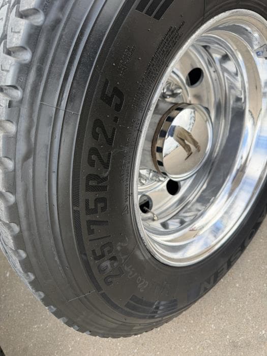 2024 Peterbilt 579 — photo 10