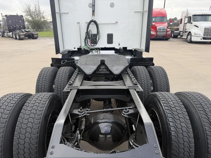 2024 Peterbilt 579 — photo 14