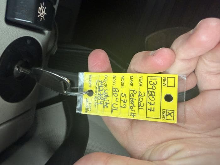 2021 Peterbilt 579 — photo 41