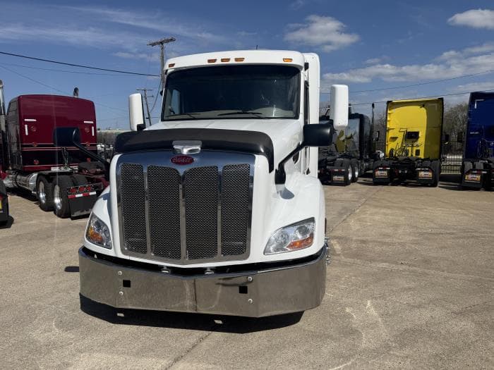 2022 Peterbilt 579 — photo 23