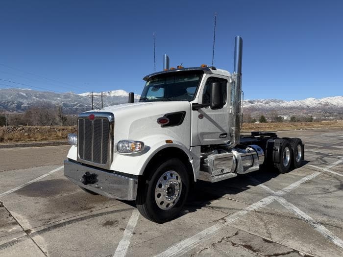 2027 Peterbilt 567 — photo 2