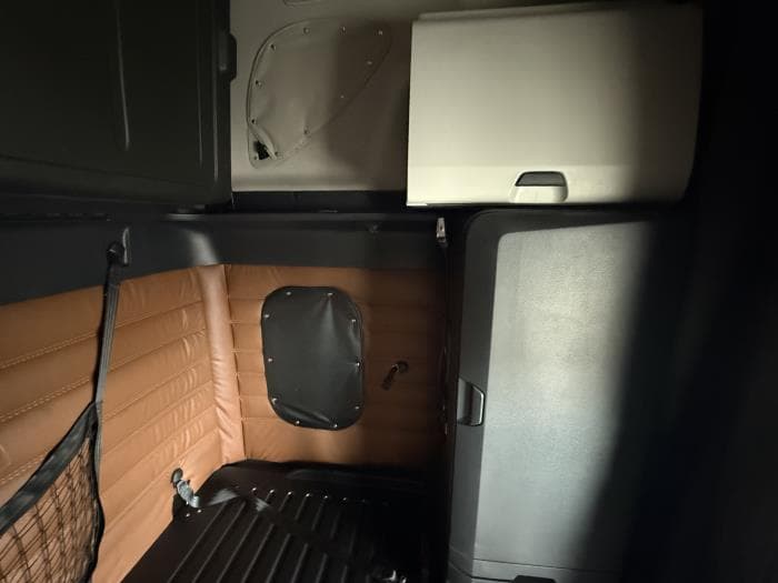 2022 Freightliner Cascadia — photo 17