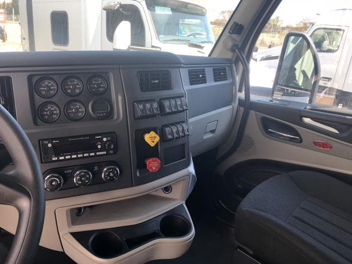 2024 Peterbilt 579 — photo 9