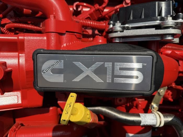 2027 Peterbilt 567 — photo 48