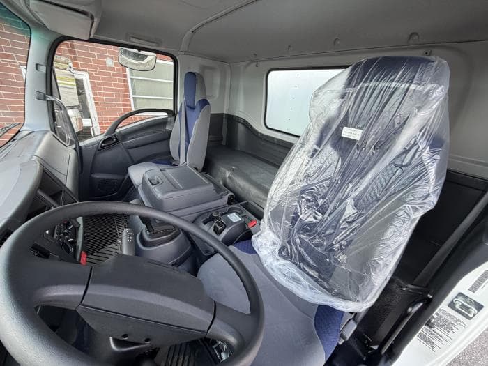 2026 Isuzu FTR — photo 15