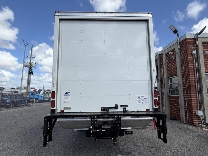 2026 Isuzu FTR — photo 5