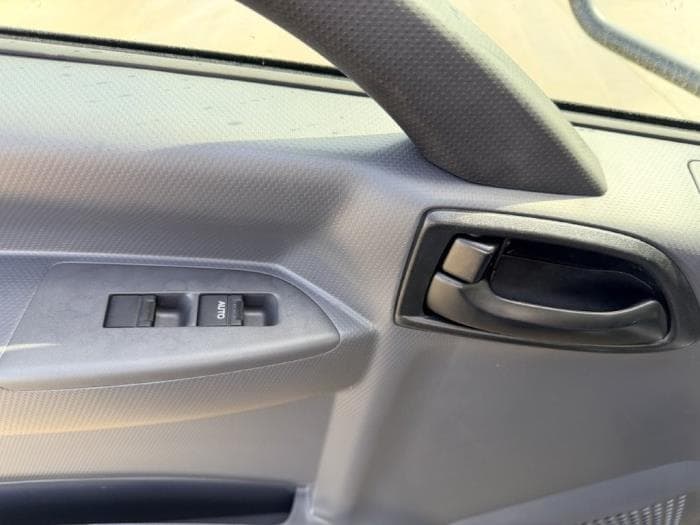 2026 Isuzu NPR — photo 21