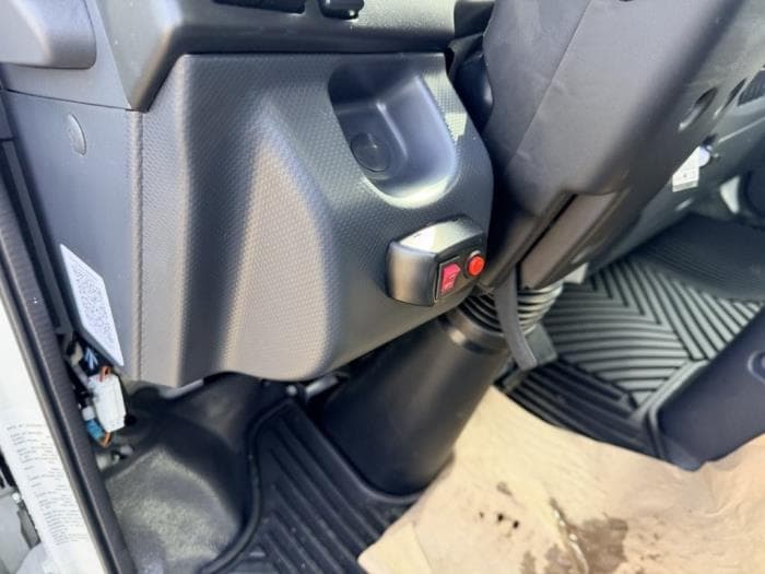 2026 Isuzu NPR — photo 20