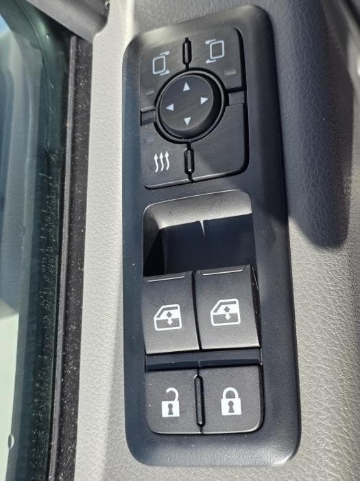 2026 International MV — photo 8