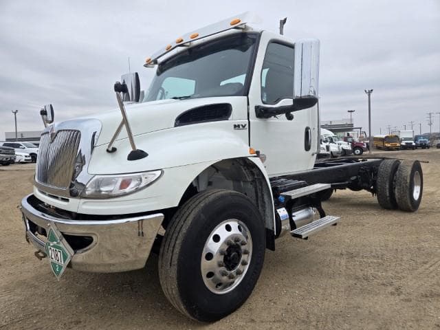 2022 International MV — photo 2