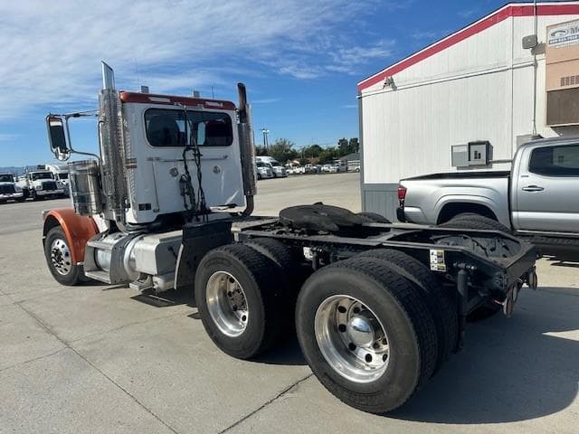 2020 Peterbilt 579 — photo 6