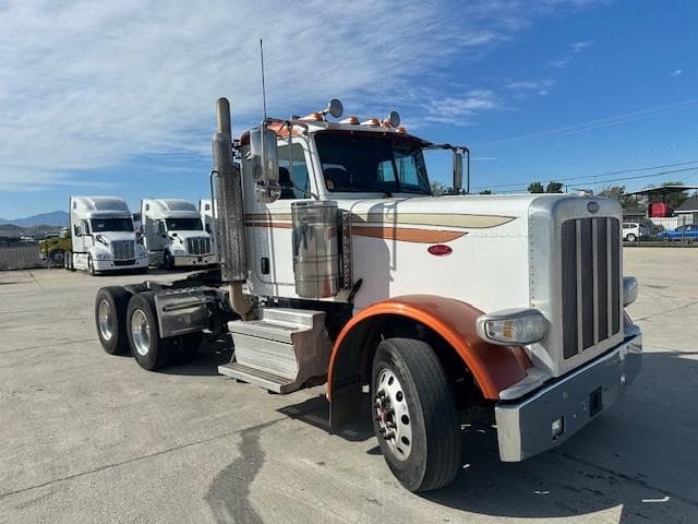 2020 Peterbilt 579 — photo 15