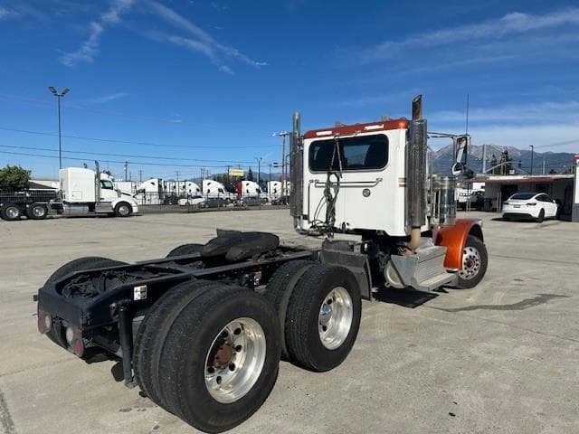 2020 Peterbilt 579 — photo 16