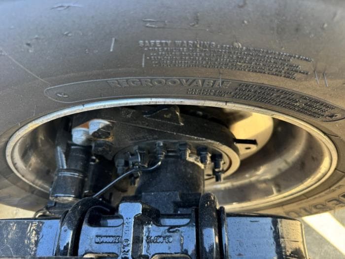 2027 Peterbilt 579 — photo 10