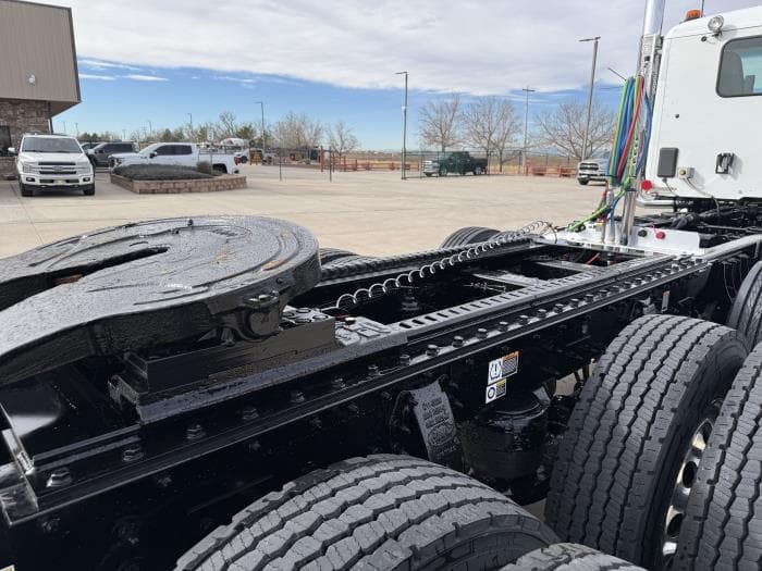 2027 Peterbilt 567 — photo 5