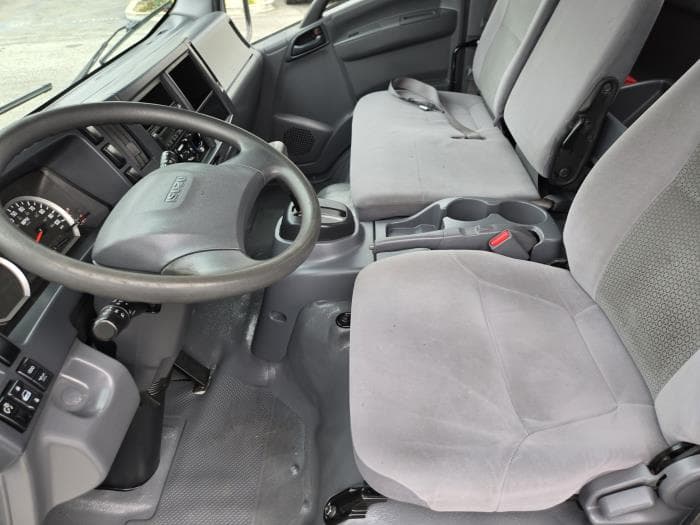 2022 Isuzu NPR — photo 5