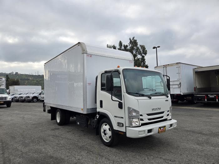 2022 Isuzu NPR — photo 7