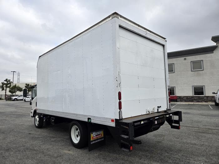 2022 Isuzu NPR — photo 9