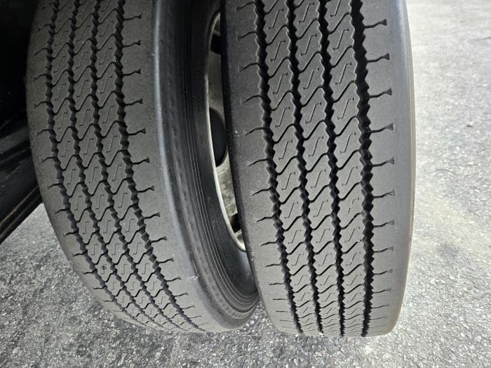 2022 Isuzu NPR — photo 11