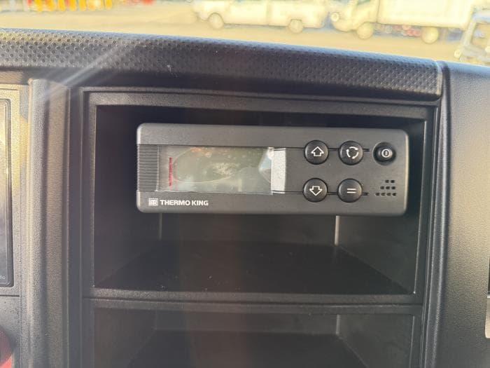 2025 Isuzu NRR — photo 19