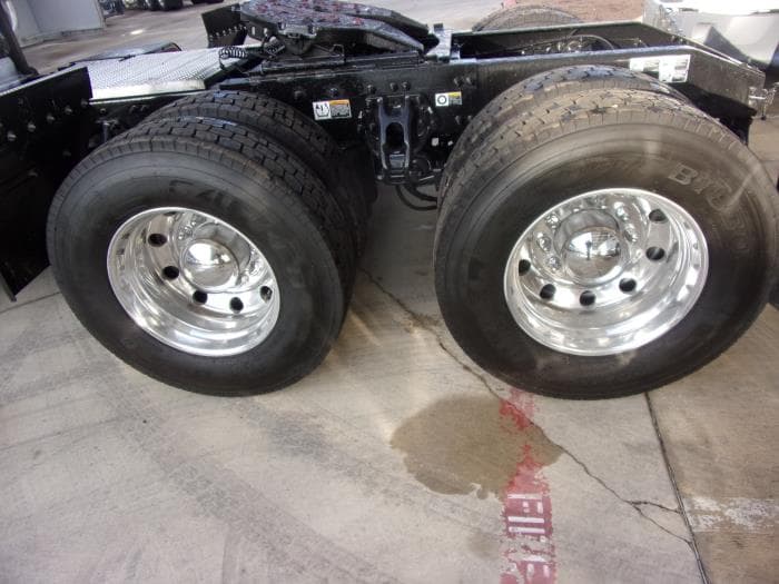 2020 Peterbilt 579 — photo 8