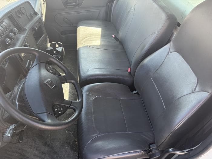 2025 International MV — photo 7