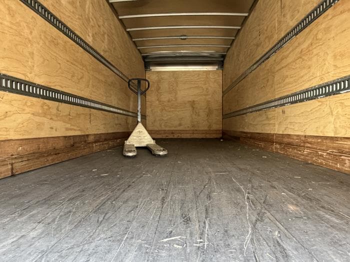 2025 International MV — photo 9