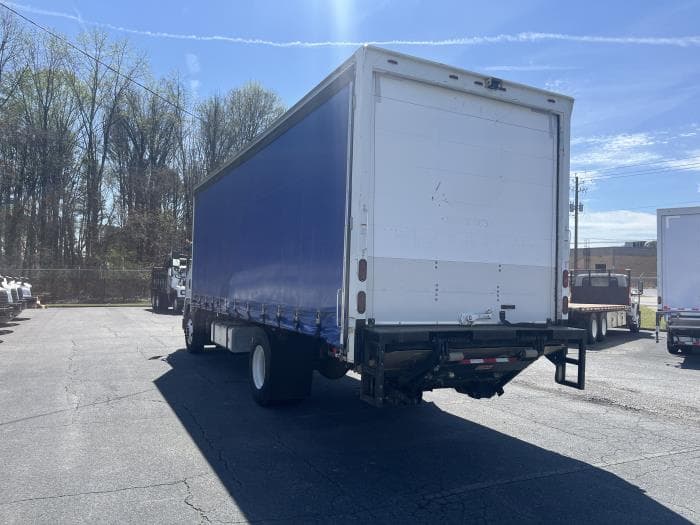 2019 Isuzu FTR — photo 7