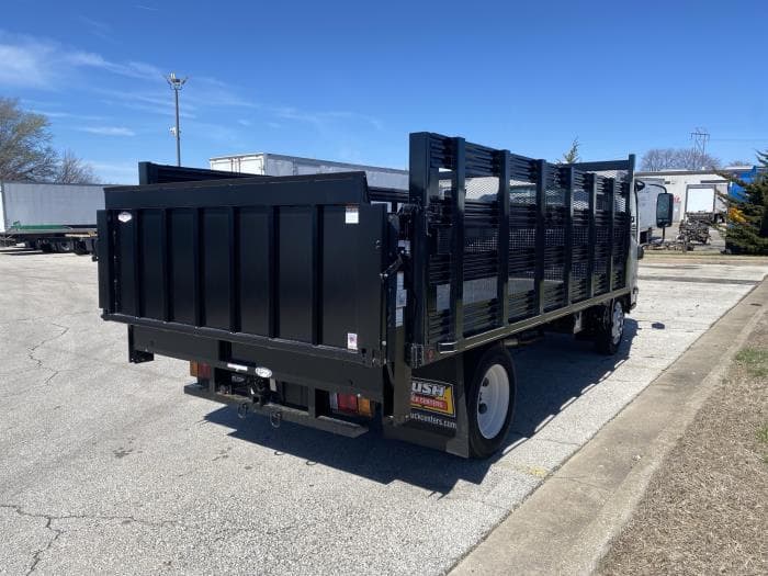 2025 Isuzu NRR — photo 8