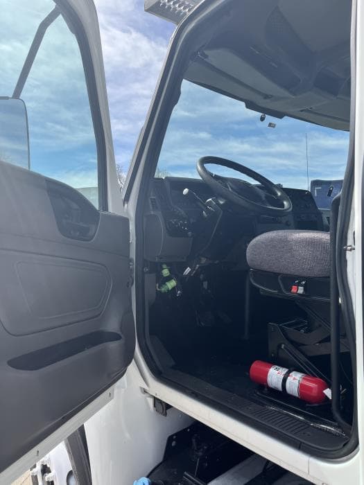 2019 International MV — photo 14