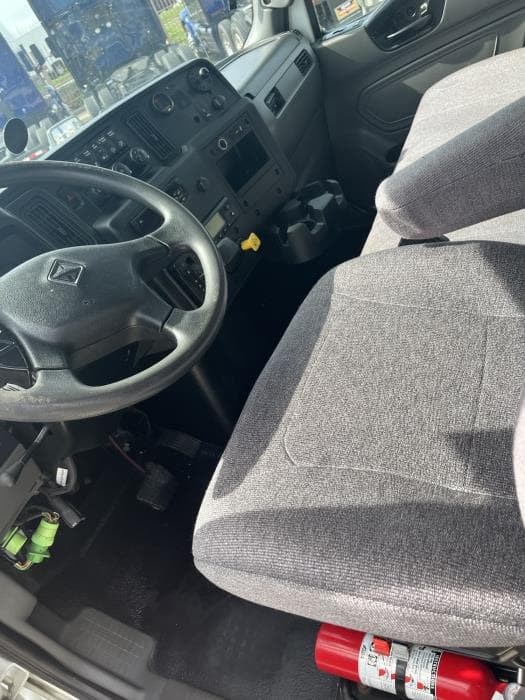 2019 International MV — photo 15