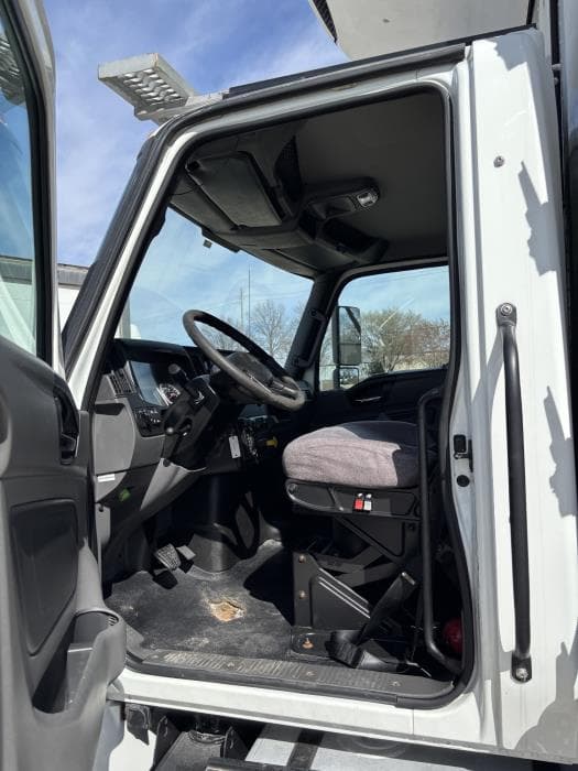 2019 International MV — photo 12