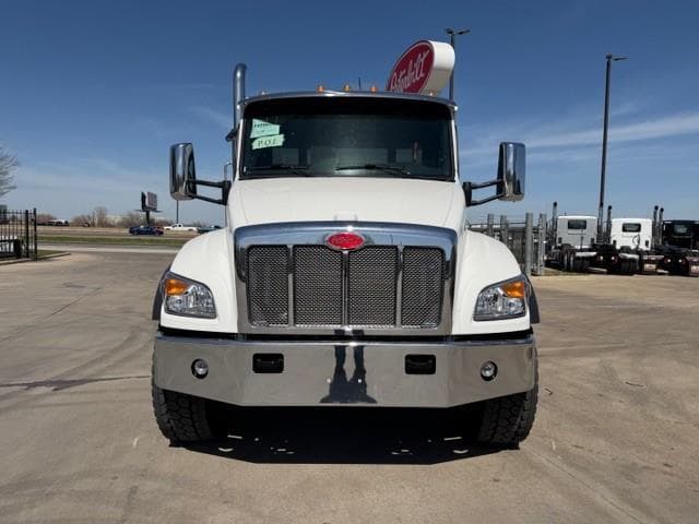 2026 Peterbilt 548 — photo 13