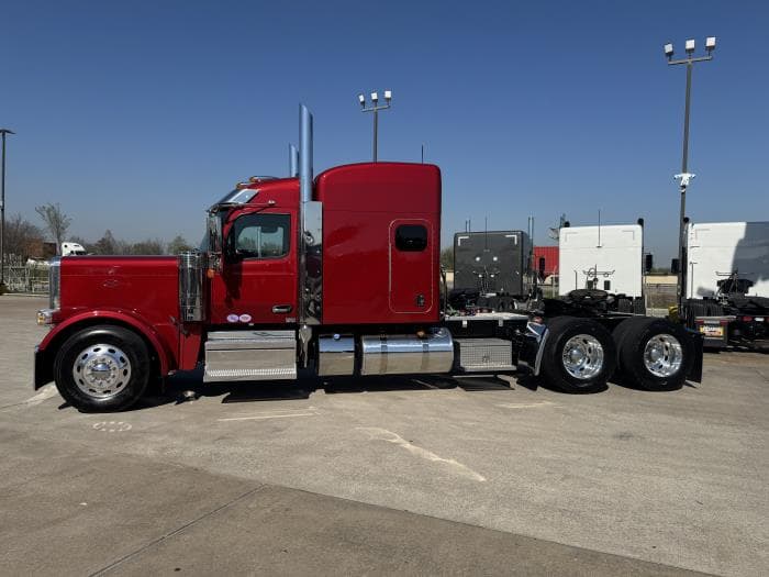 2027 Peterbilt 589 — photo 4
