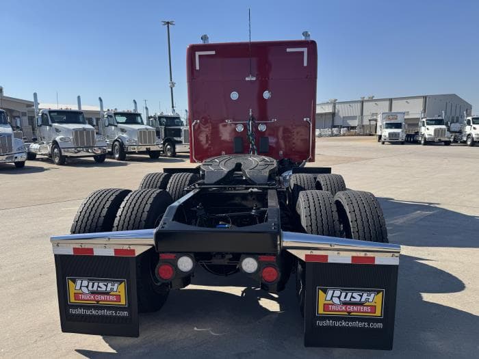 2027 Peterbilt 589 — photo 12
