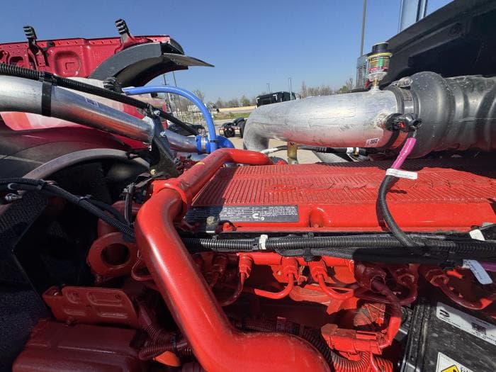 2027 Peterbilt 589 — photo 24