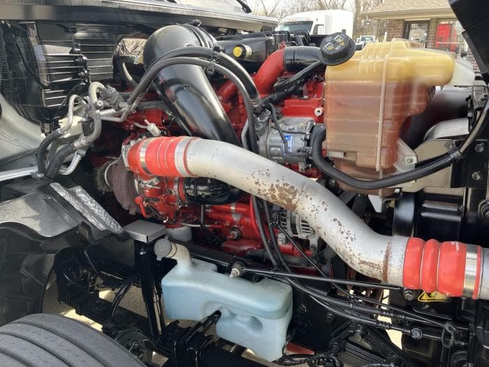 2023 International LT — photo 7