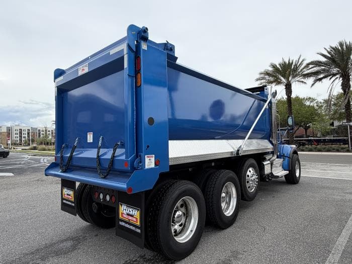 2026 Peterbilt 567 — photo 6