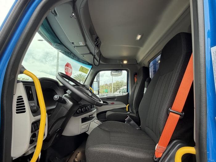 2026 Peterbilt 567 — photo 9