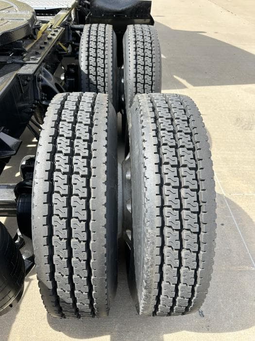 2021 Kenworth T680 — photo 11