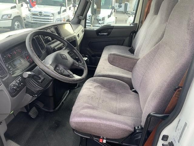 2020 International MV — photo 12