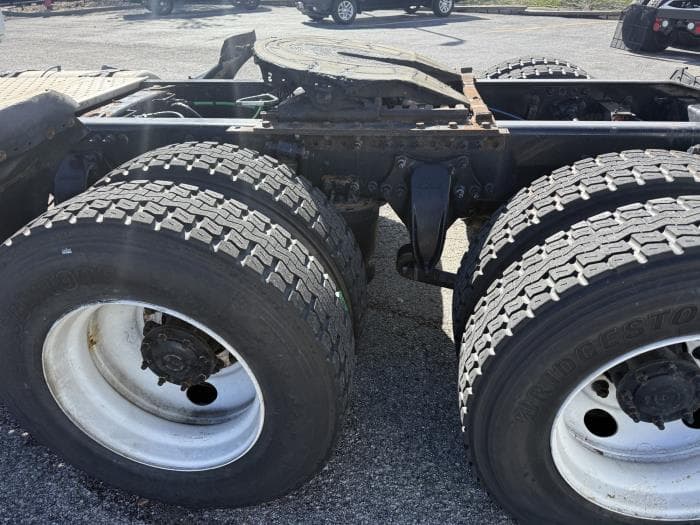 2019 Freightliner Cascadia — photo 6