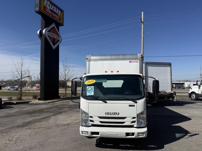 2018 Isuzu NPR — photo 11