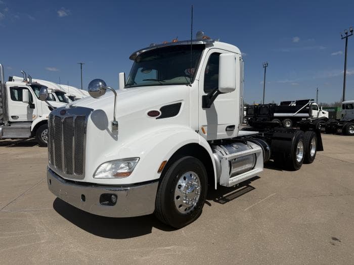 2019 Peterbilt 579 — photo 2