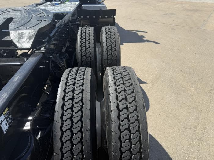 2019 Peterbilt 579 — photo 12