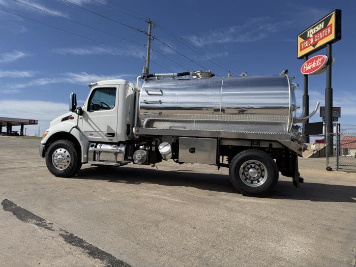 2026 Peterbilt — photo 7