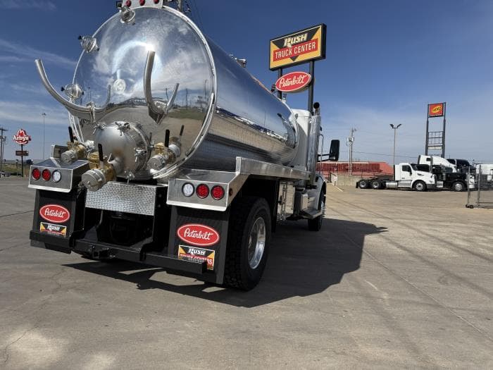 2026 Peterbilt — photo 12